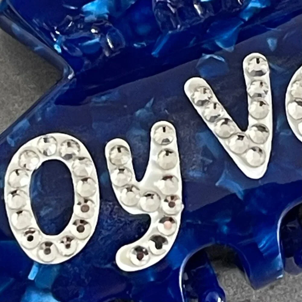 Funny “Oy Vey” Hair Claw Clip Blue Rhinestone Statement Clip Gift NWT / Sealed